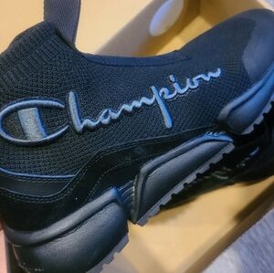 Champion Youth size 5 Brand new shoes